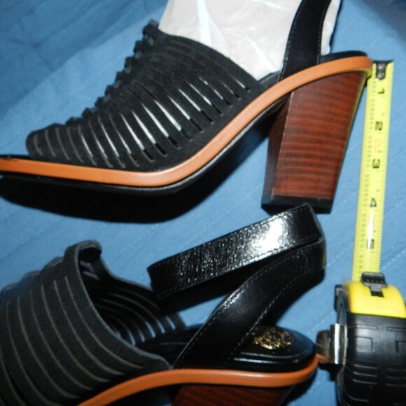 Vince Camuto Woman's Frenela Black Suede Woven Block Heel Shoes NWT - Picture 3 of 11